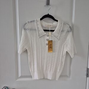 Ĺizette Collection White Knit Sweater with Embellished Collar
